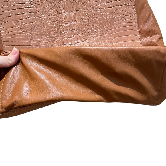 Jana Feifer Tan Croc Embossed Large Tote Bag - Picture 5 of 9